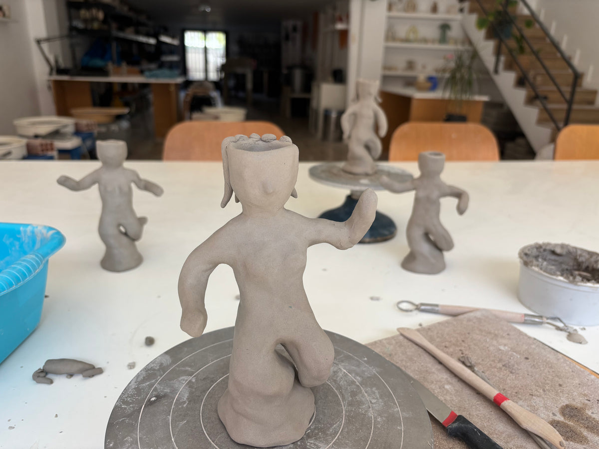Candelabro MUJER ANCESTRAL